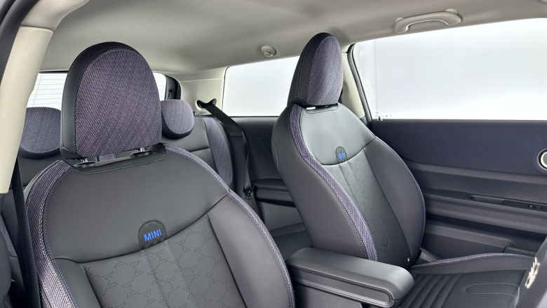 MINI Cooper 2.0 S Exclusive 3dr Auto Petrol Hatchback